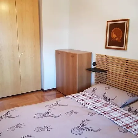In Champoluc- Centro Apartment *
