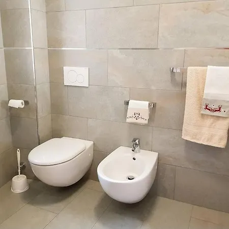 In Champoluc- Centro Apartment *
